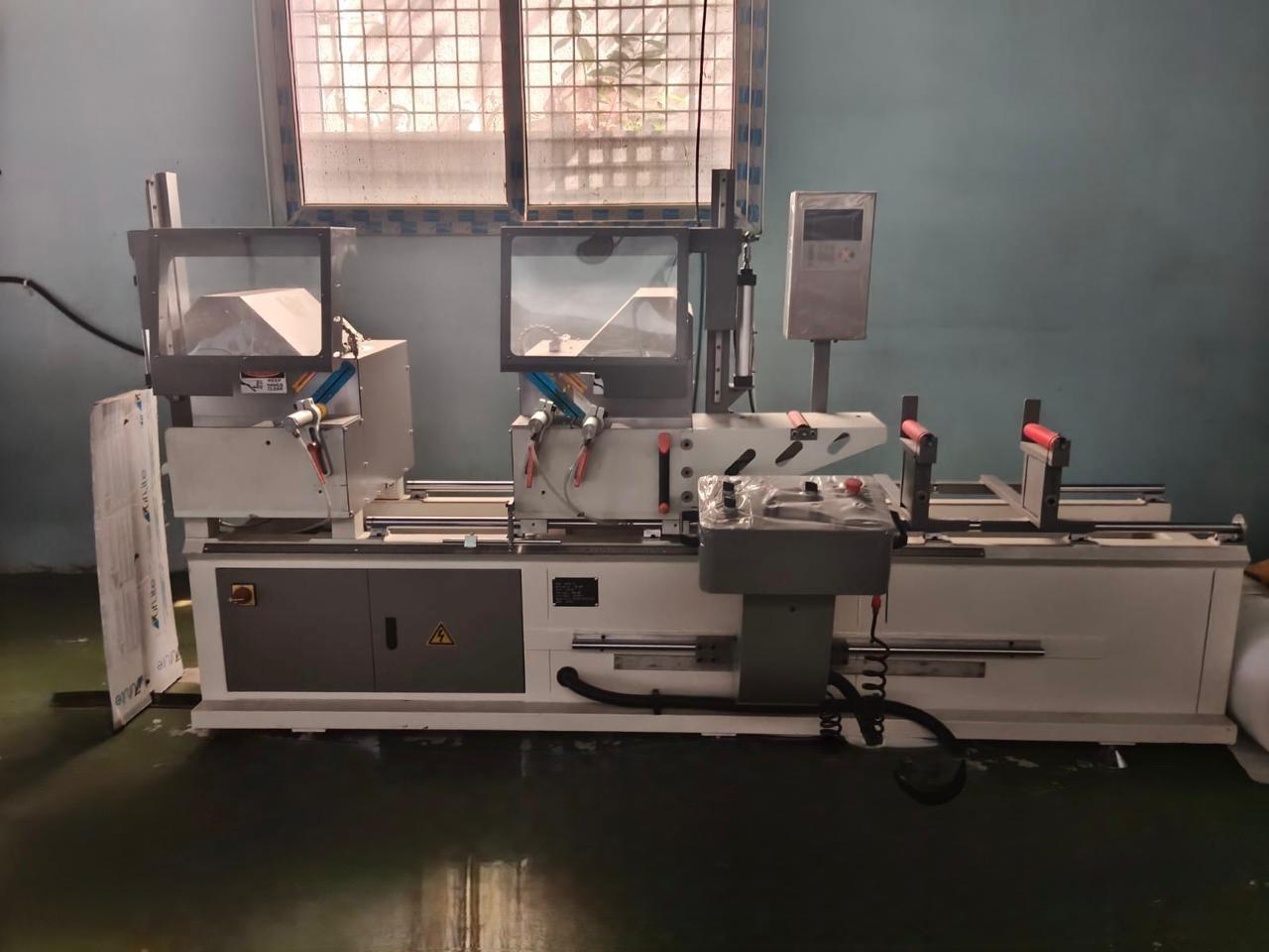 DOUBLE HEAD CUTTING SAW MATRIX 9 PLUS DIA 600 CNC 
